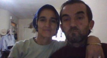 Düzce'de Bir Adam Önce Eşinin Boğazını Kesti, Ardından İntihar Etti