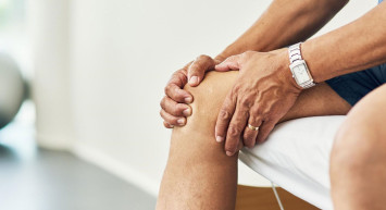 Düzce'de bir mucize: Hastanın dizinde 41 parça kemik tek tek çıkartıldı!