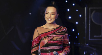 Ebru Gündeş'in aşk yaşamaya başladığı sevgilisini ünlü fenomen Şeyma Subaşı'na kaptırdı!