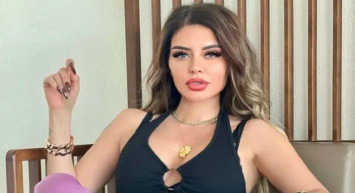 Ebru Polat New York sokaklarında dikkat çekti! Derin göğüs dekolteli sokak tarzıyla görenleri mest eden Polat'ın cesur kıyafeti