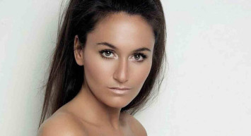 Eda Taşpınar'ın sevgilisi kimdir? Dudak dudağa fotoğraf paylaştı herkes merak ediyor!