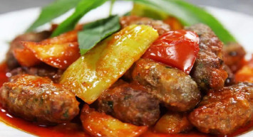 Ege mutfağının incilerinden: En lezzetli ve pratik İzmir köfte nasıl yapılır? İzmir Köfte malzemeleri ve pratik tarifi