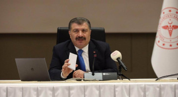 Eğitimde kısıtlama geri gelecek mi? Okullarda maske zorunluluğu olacak mı? Sağlık Bakanı Koca’dan kısıtlama açıklaması