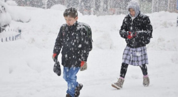 Eğitime kar engeli: Şırnak’ın iki ilçesinde eğitime bir gün ara verildi!