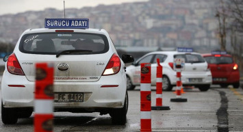 Ehliyet sahibi olmak isteyenleri ilgilendiriyor: Direksiyon sınavında kritik değişiklik