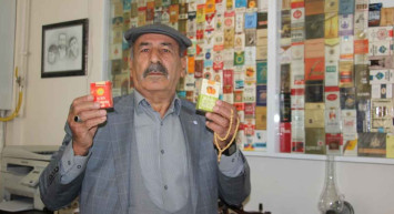 Elazığ'da yaşayan Vedat Urhan'ın 46 yıldır içmediği sigaralardan oluşturduğu koleksiyonu 100 bin lira değerinde!