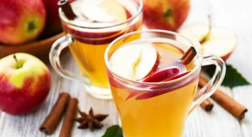 Elma Kabuğu Çayı: Bağırsak Sağlığınız İçin Doğal Destek