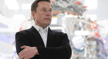 Elon Musk'tan Dikkat Çeken İstek: Bol Bol Çocuk Yapın