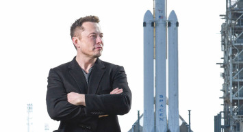 Elon Musk'ın Jetini İzleyen 19 Yaşındaki Jack Sweeney’e İş Teklifi Geldi!