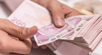 Emekli maaşında o rakam garantilendi: OVP zam tahminlerini değiştirdi