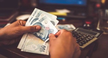 Emekli ve memur maaşı zam oranı netleşti: Uzman isim kesin diyerek tarih verdi