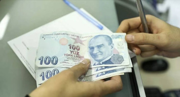 Emekli ve memura beklenen artış geliyor: İki ek ödeme yapılacak