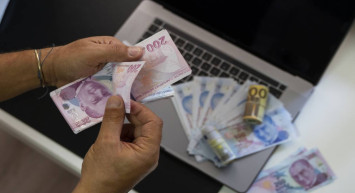 Emeklilere 5 bin TL ikramiye ne zaman yatacak? Cumhuriyet ikramiyesi 29 Ekim’de yatacak mı? 2023 Cumhuriyet ikramiyesi ödeme tarihleri