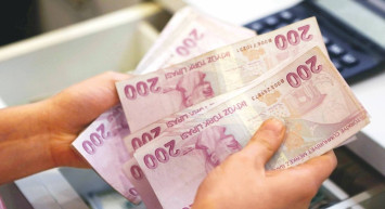 Emeklilere çifte maaş müjdesi: Aylıklarda kesinti olmayacak