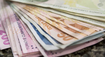 Emeklilere müjdeli haber: Promosyonlar 8.235 TL’ye yükseldi! 2022 emekliye en yüksek promosyonu veren bankalar