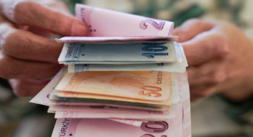 Emekliye çifte zam müjdesi: Ocak ayında iki düzenleme birden yapılacak