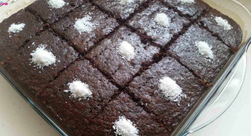 En güzel ve lezzetli ıslak kek nasıl yapılır? En sevilen tatlılardan ıslak kek malzemeleri ve pratik tarifi