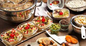 En pratik ve lezzetli aşure nasıl yapılır? Aşure ayına özel damaklarda hayranlık bırakan kolay tarif