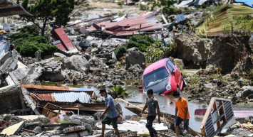 Endonezya’daki depremde can kaybı 268'e yükseldi