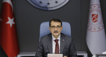 Enerji ve Tabii Kaynaklar Bakanı Fatih Dönmez Açıkladı: Çiftçi Kendi Enerjisini Kendi Üretecek!