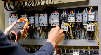 Bakan Fatih Dönmez'den Isparta'da Yaşanan Elektrik Kesintisine İlişkin Açıklama Geldi: Enerjisiz Şebeke Kalmadı!