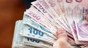 Engellilere bayram ikramiyesi  verilecek mi, Meclis'ten geçti mi? Engelli maaşı alanlar bayram ikramiyesi alabilecek mi?