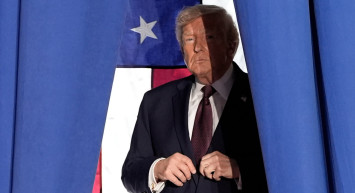 Epstein dosyalarında perde aralanıyor: Trump’a dair ne varsa kamuoyuna açıklanacak