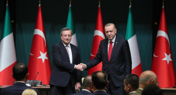 Erdoğan İtalya Başbakanı Draghi ile görüştü! Türkiye'nin merkez ülke olması rolüne övgü dolu sözler