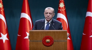 Erdoğan: "Siyasetin Dalgalı Denizinde Gelgitler Olabilir, Ama Milletle Gönül Bağını Koruyacağız"