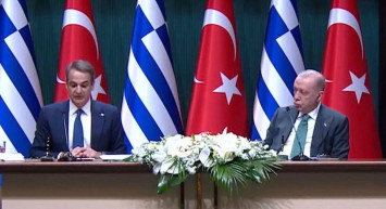 Erdoğan ve Miçotakis’ten Ortak Mesaj: “Çözümsüz Değil”