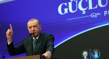 Erdoğan’dan Özel’e: “Suç Örgütüne Posta Güvercini Olmak Marifet Değil”