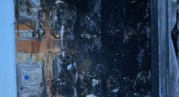 Esenler'de Can Pazarı! Çarşaf Gererek Yangından Kurtardılar