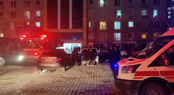 Esenyurt’ta 11 katlı rezidansta yangın: 40 kişi itfaiye ekiplerince kurtarıldı