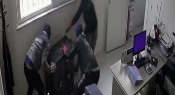 Esenyurt'ta bir tekstil çetesi milyonluk vurgun yaptı!