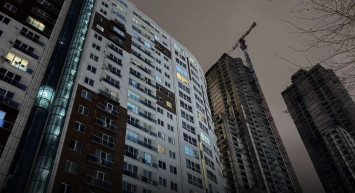 Esenyurt’taki rezidansta iki kişi silahla vurulmuş halde ölü bulundu