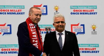 Eski AK Partili belediye başkanına hapis şoku