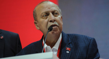 Eski bakan Yaşar Okuyan hayatını kaybetti