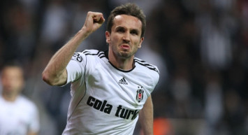 Eski Beşiktaşlı yıldız Tomas Sivok, Galatasaray derbisinin favorisinin Beşiktaş olduğunu açıkladı!