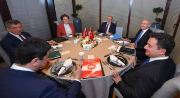 Eski CHP’li vekilden dikkat çeken iddia: 6’lı masa dağılıyor mu?