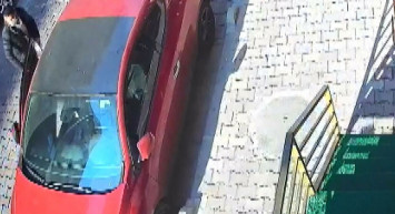 Eski Sevgilisinin Arabasına Tuzak Kurdu: Şeker Döktü!