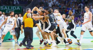 Euroleague’de olaylı karşılaşma: Yumruklar havada uçuştu