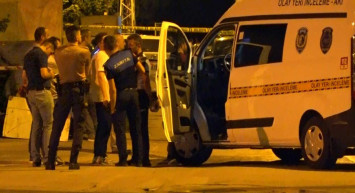 Ev sahibi ile tartışan kiracı, tüfekle polisi yaralayıp intihar etti