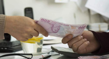 EYT’liler bayrama mutlu girecek: Çifte ikramiye hesaplara yatacak