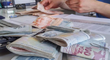 EYT’lilere çifte müjde geliyor: 1 Mart’ta hesaplara yatacak