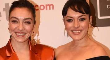 Ezgi Mola ve Merve Dizdar'ın uçakta zor anları: Video çekerek isyan etti