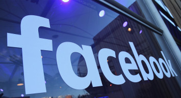 Facebook İsim Değişikliğine Gitti!