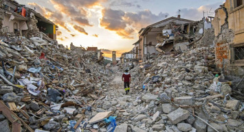 Fas’ta büyük deprem felaketi: Pek çok şehirde yıkım var! Yüzlerce kişi hayatını kaybetti