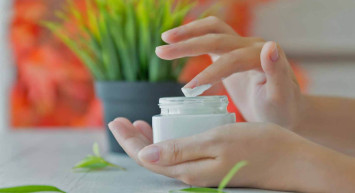 Faydaları görenleri hayrete düşürüyor: Vazelin faydaları nelerdir? Vazelinin bilinmeyen kullanım alanları