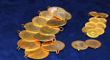 Fed faiz kararı altın fiyatlarını uçurdu: Yıl sonuna kadar o seviye aşılabilir