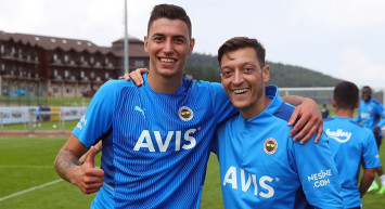 Fenerbahçe Başkanı Ali Koç, Berke Özer'in iç transferinde sözleşme uzatılmayacağını duyurdu!